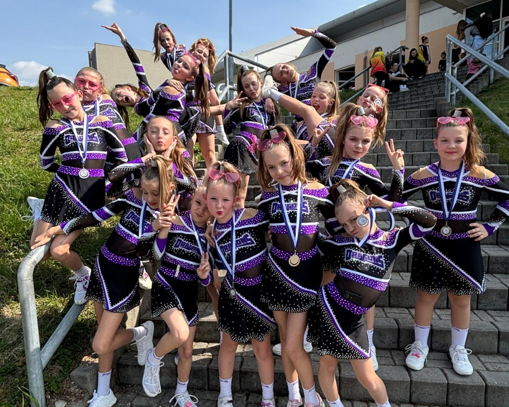 CHEERLEADERS AIR, SOUTĚŽNÍ SLOŽKA